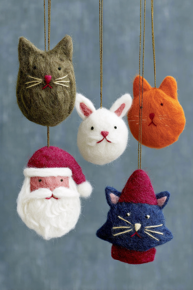 Bezpieczne dekoracje świąteczne w pokoju dziecka - jak pogodzić magię świąt z bezpieczeństwem maluszka?