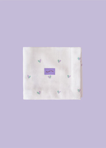 Kocyk dla niemowlaka w serduszka 100x120 cm