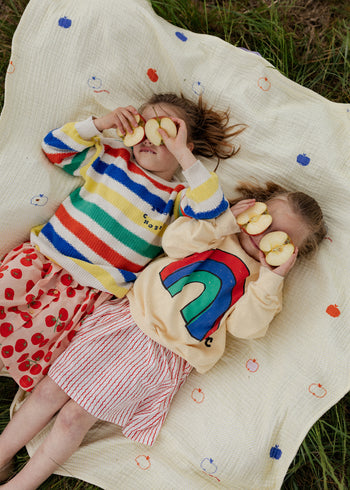 Muślinowy kocyk z bawełny dla dzieci i niemowląt w jabłuszka 120x120 cm