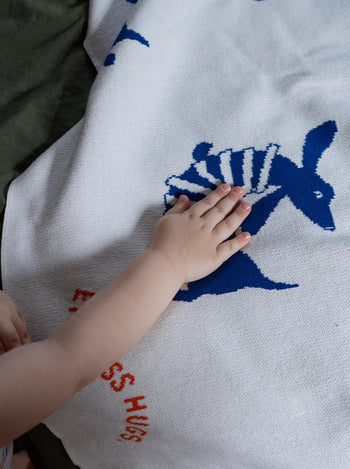 Bawełniany kocyk dla niemowlaka w pieski 80x100 cm - Blue