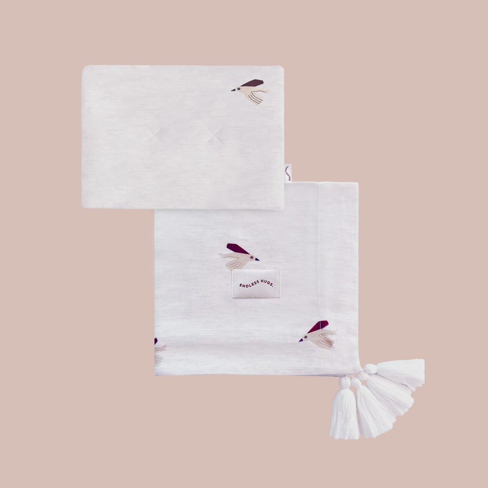 SET - Bamboo swaddle for newborn with pillow and bag in birds