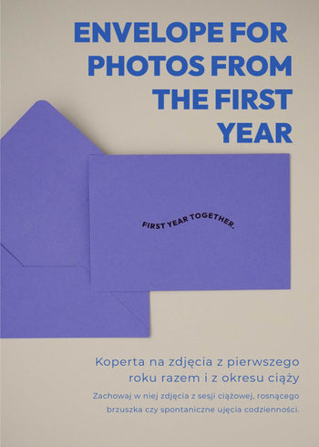 Fioletowa koperta na zdjęcia z pierwszego roku życia dziecka Endless Hugs.